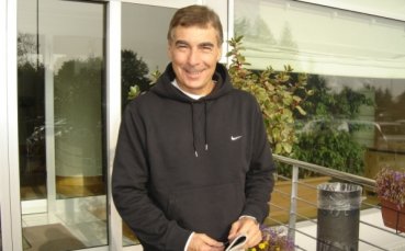 Пранди и Владо идват на 302 км от София