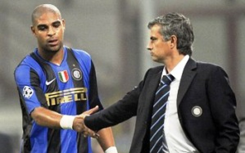 Моуриньо върна Адриано за Юве, стиска ръце с Раниери