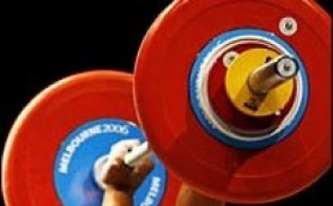 5 отбора спорят в турнира по щанги за купа 