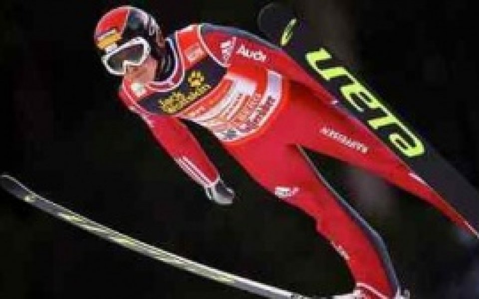 Аман спечели първото състезание от Световната купа по ски скокове