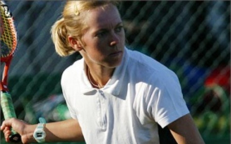 Павлова на полуфинал, Бакалов отпадна