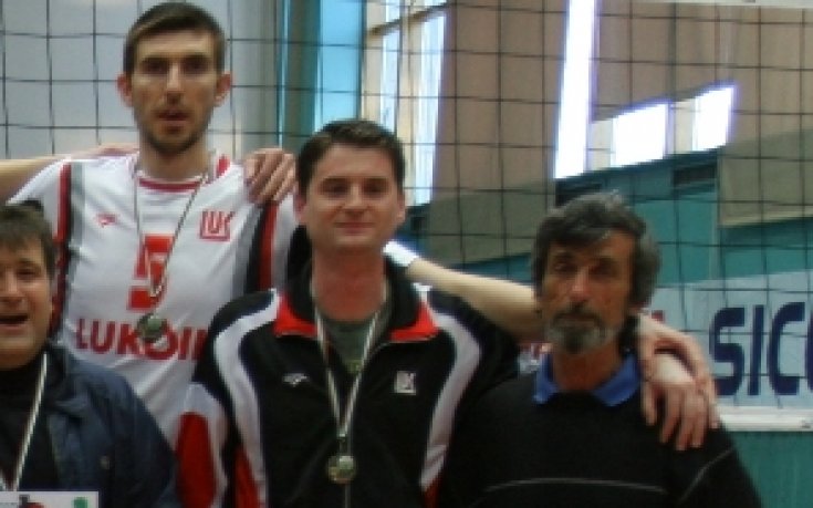 ЦСКА и ЛукОйл поведоха в класирането