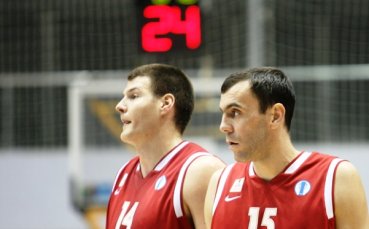 Лукойл Академик замина за Латвия