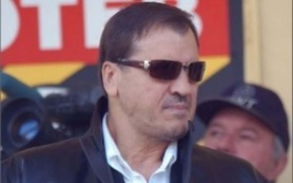 Сделката за Ботев пред провал, Христолов иска парите накуп
