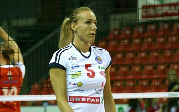 Зетова дебютира за Палма