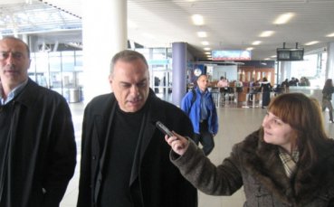 Михайлов призна: Водих преговори с Грант и Топмьолер