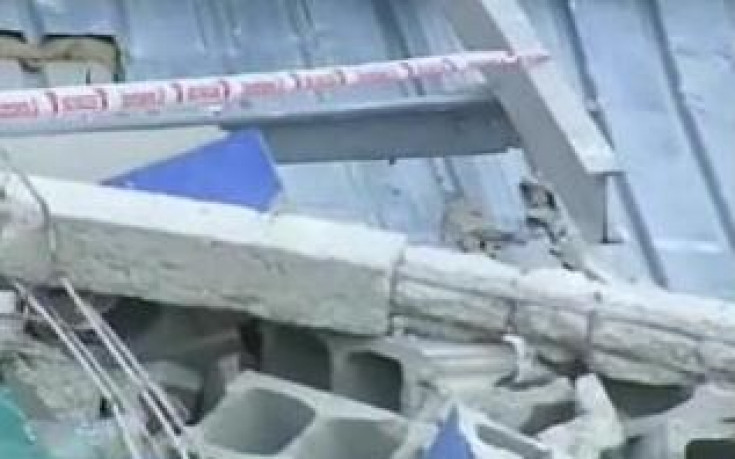 Четири деца са загинали и 16 са ранените след срутенo спорно съоръжение