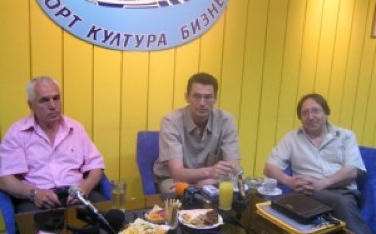 Даниел Димитров води Черно море, Баднярович гледа мача от трибуните