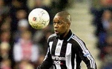 Уигън и Нюкасъл спазариха Н’Зогбиа