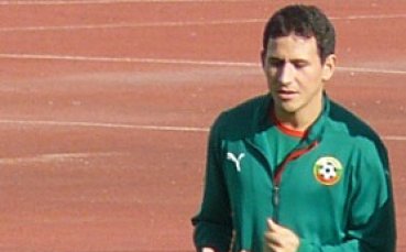 Миланов тренира, готов за Ейре