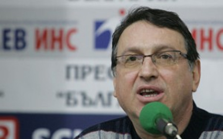 Д-р Илиев: Въздържам се от прогнози за Божинов