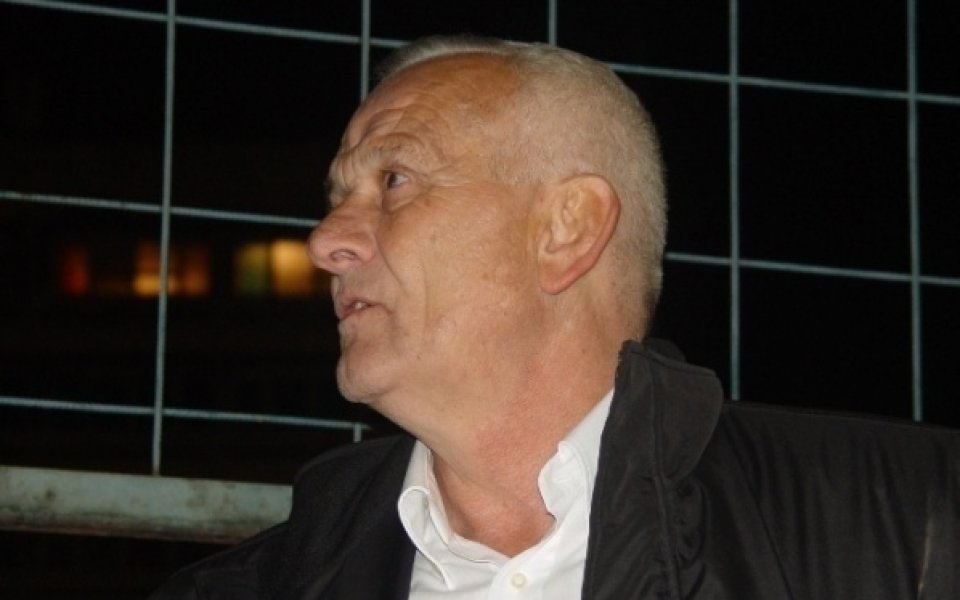 Люпко Петрович ще гледа на живо България – Кипър