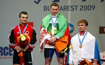 Белорусин е европейски шампион в категория до 77 кг.