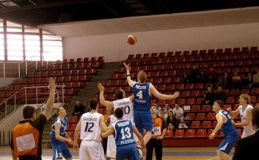 Левски отнесе Спартак