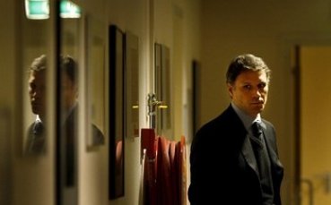 Ван Бастен напусна Аякс след по-малко от година