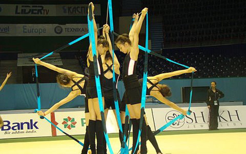 Гимнастичките ни с първа тренировка на подиум в Баку (снимки)