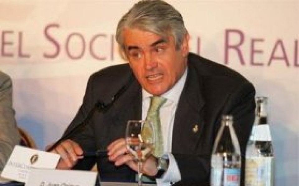 Вицето на Лоренсо Санс се кандидатира за президент на Реал
