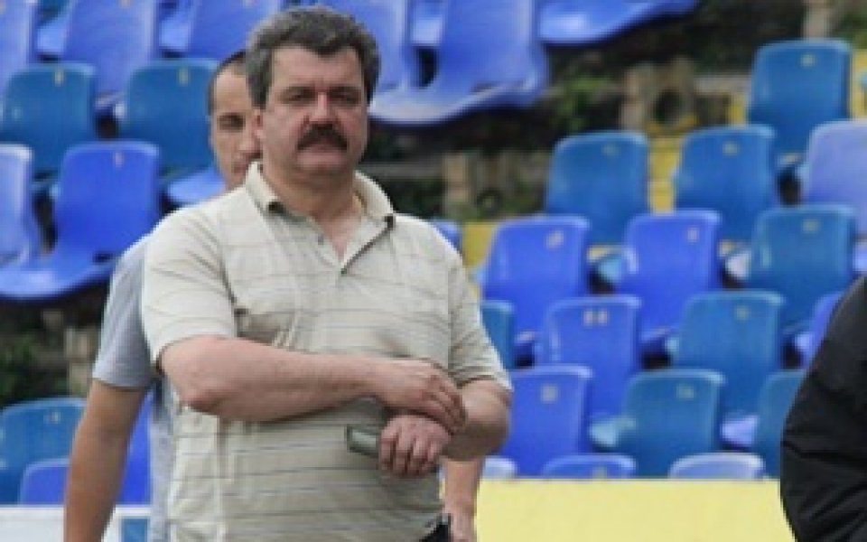 Батков скочи на БФС, „кани” сър Алекс Фъргюсън в Левски