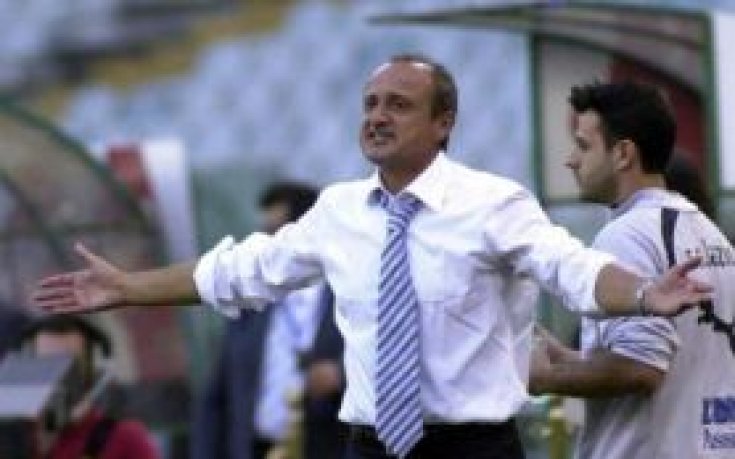 Лацио се раздели официално с Делио Роси