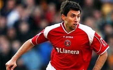 Чарлтън освобождава Светльо Тодоров