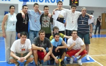 Левски с бронза и при юношите, „син” стана MVP