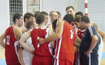 Четата на Тити с летящ старт на Универсиадата