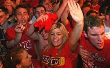 Жена наръга съпруга си заради Манчестър Юнайтед