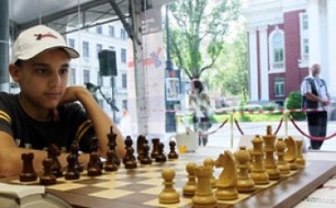 Георгиев втори в Испания след победа над Бербатов