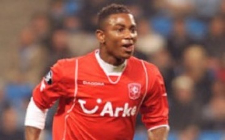 Елиеро Елиа аут за три седмици