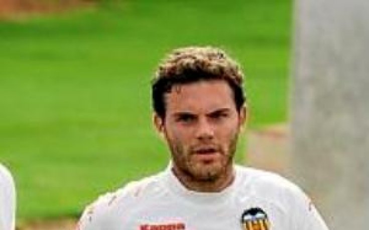 Мата не иска да остава във Валенсия