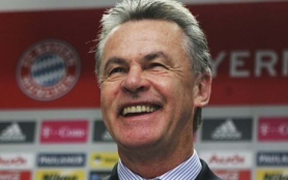 Хитцфелд ще води Швейцария до 2012