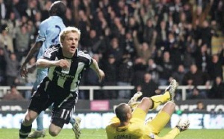 Деймън Дъф смени Нюкасъл с Фулъм