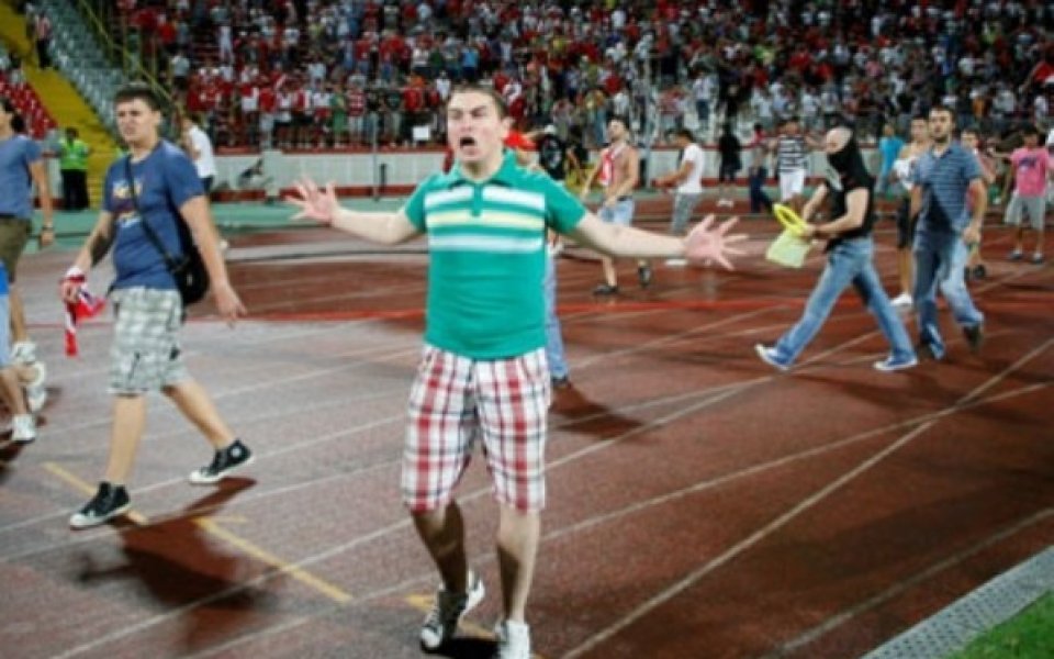 Динамо Букурещ се размина с изхвърляне от евротурнирите