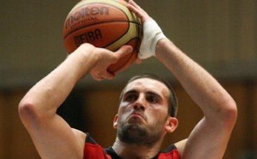 Слабо второ полувреме донесе разгром за България