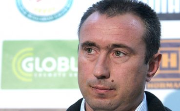 Стоилов: Трябваше да вкараме и да поставим Италия под напрежение