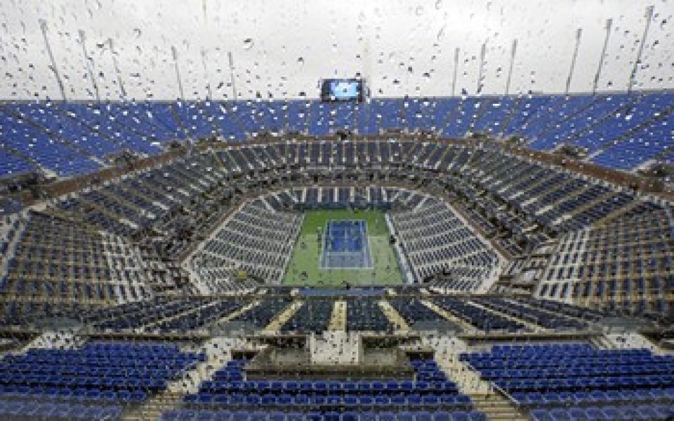 Дъждът разби програмата на US Open
