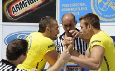 България с два бронза на дясна ръка на Световното по канадска борба