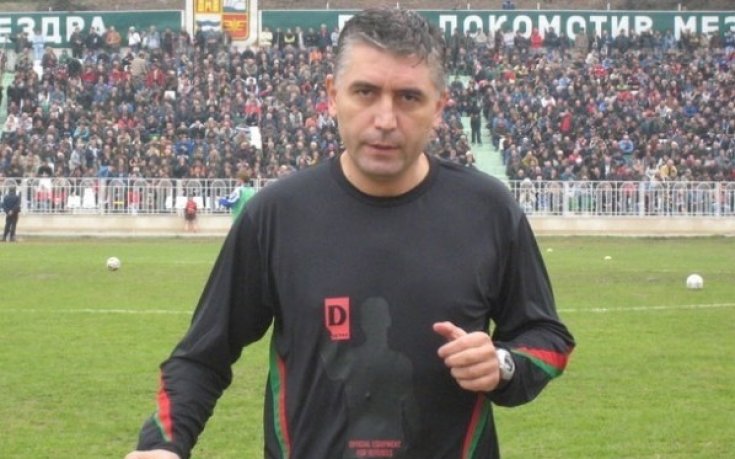 Генов свири дербито, призна Момиров