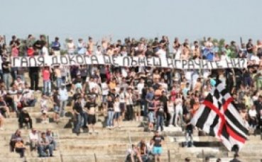 Локо Пд с нов изпълнителен директор, Петлешков отрича