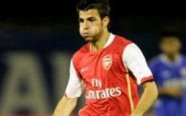 Фабрегас: Поласкан съм от думите на Шави, но съм капитан на Арсенал