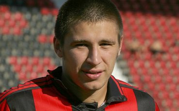 Ботев спря Локомотива, „канарчетата” спечелиха първа точка