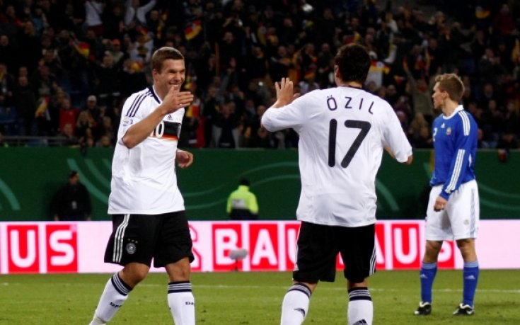 Германия се добра до хикса с Финландия, Русия се излага срещу Азербайджан