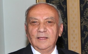 Александър Манов празнува 81 години