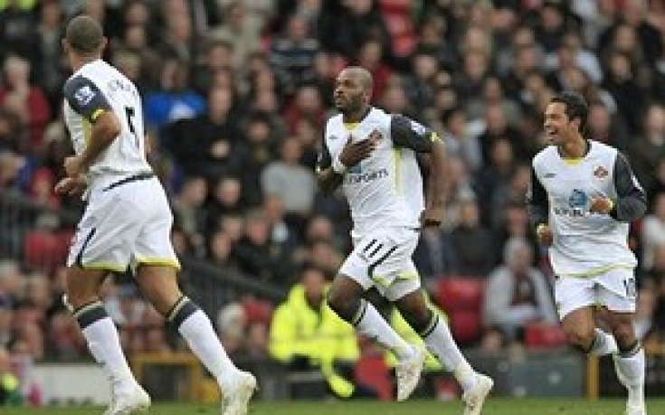 Наказват съдията за куриозния гол срещу Ливърпул?