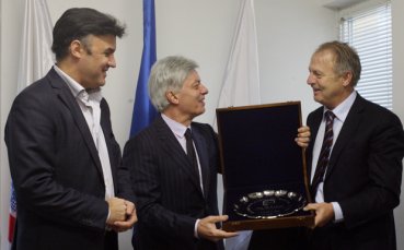 Генсекът на ФИФПро препоръча държавата да поеме своята отговорност за футбола