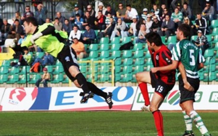 Черно море взе головия трилър срещу Локо Сф