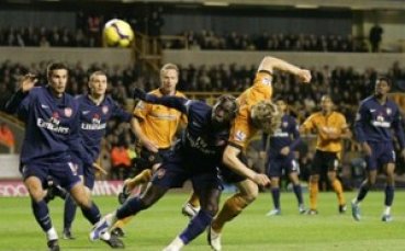 Арсенал се изкачи на второ място в Премиършип