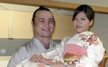 Котоошу с победа срещу монголец на старта във Фукуока