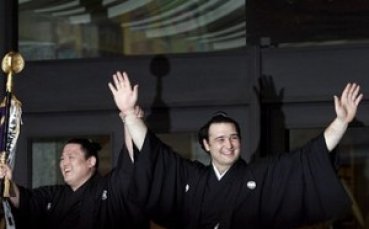 Котоошу и Даниел Иванов с нови победи във Фукуока