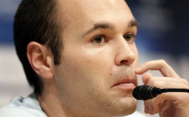 Андрес Иниеста преподписа до 2015 година